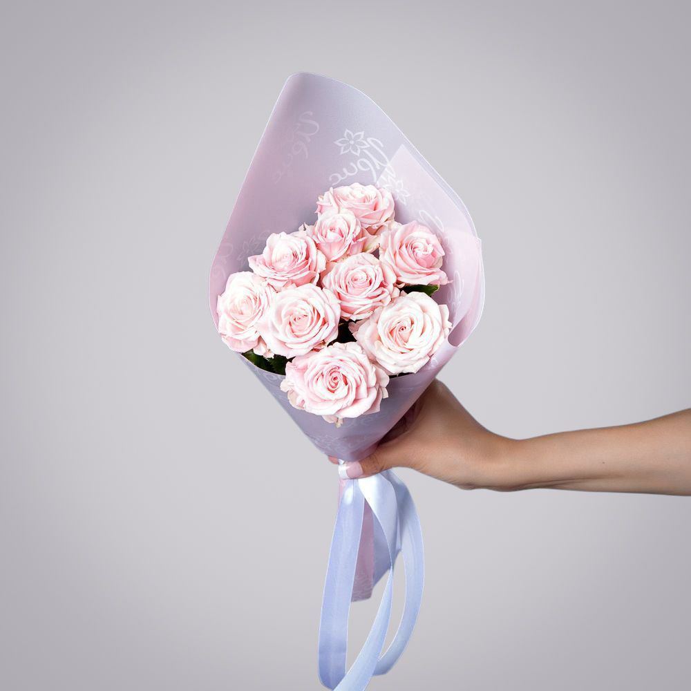 монобукет 3 кустовых роз "aerobic" в упаковке 