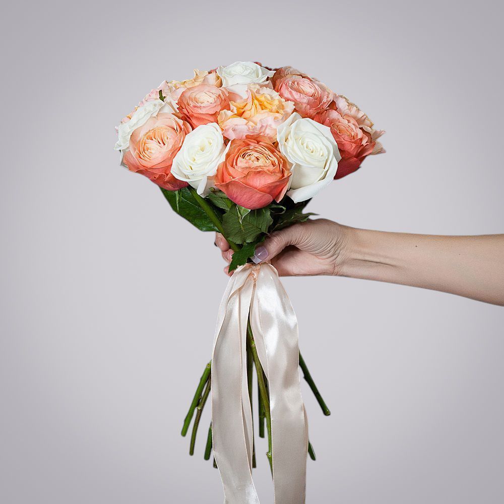 монобукет из 21 роз микс-4 под ленту 