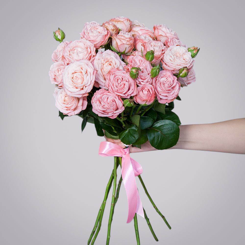 монобукет 7 роз "madam bombastic" под ленту 