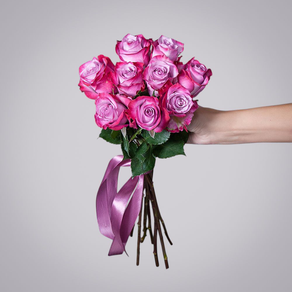 монобукет 9 роз "deep purple" под ленту 