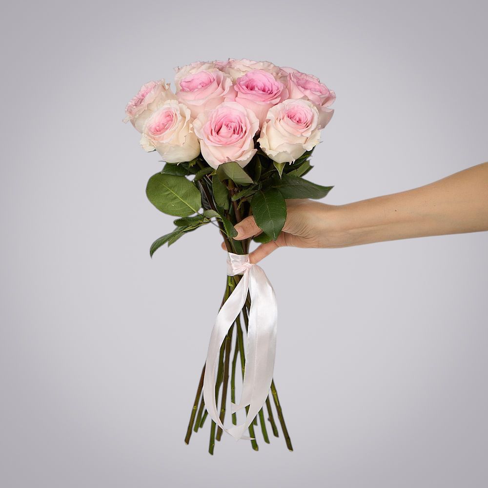 монобукет 11 пионовидных роз "mandala" под ленту 