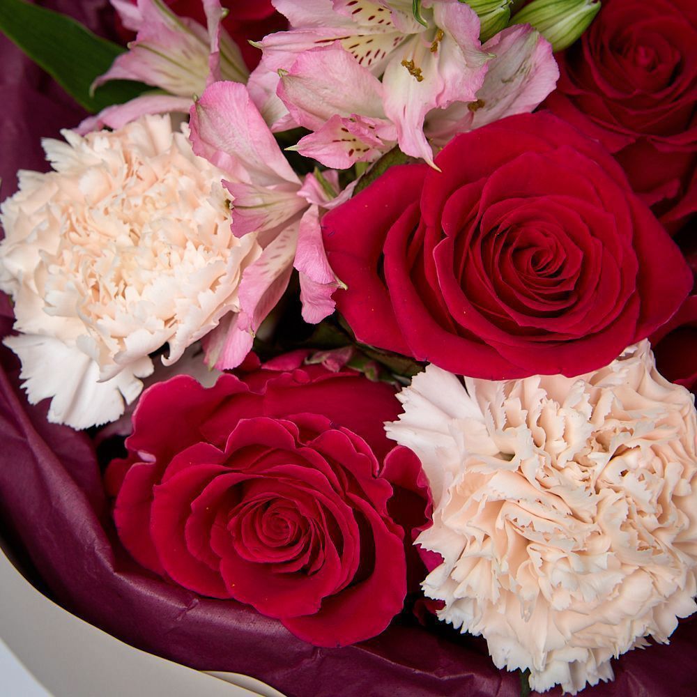 букет "секрет очарования” 