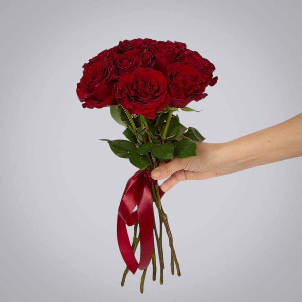 монобукет 9 пионовидных роз "hearts" под ленту 