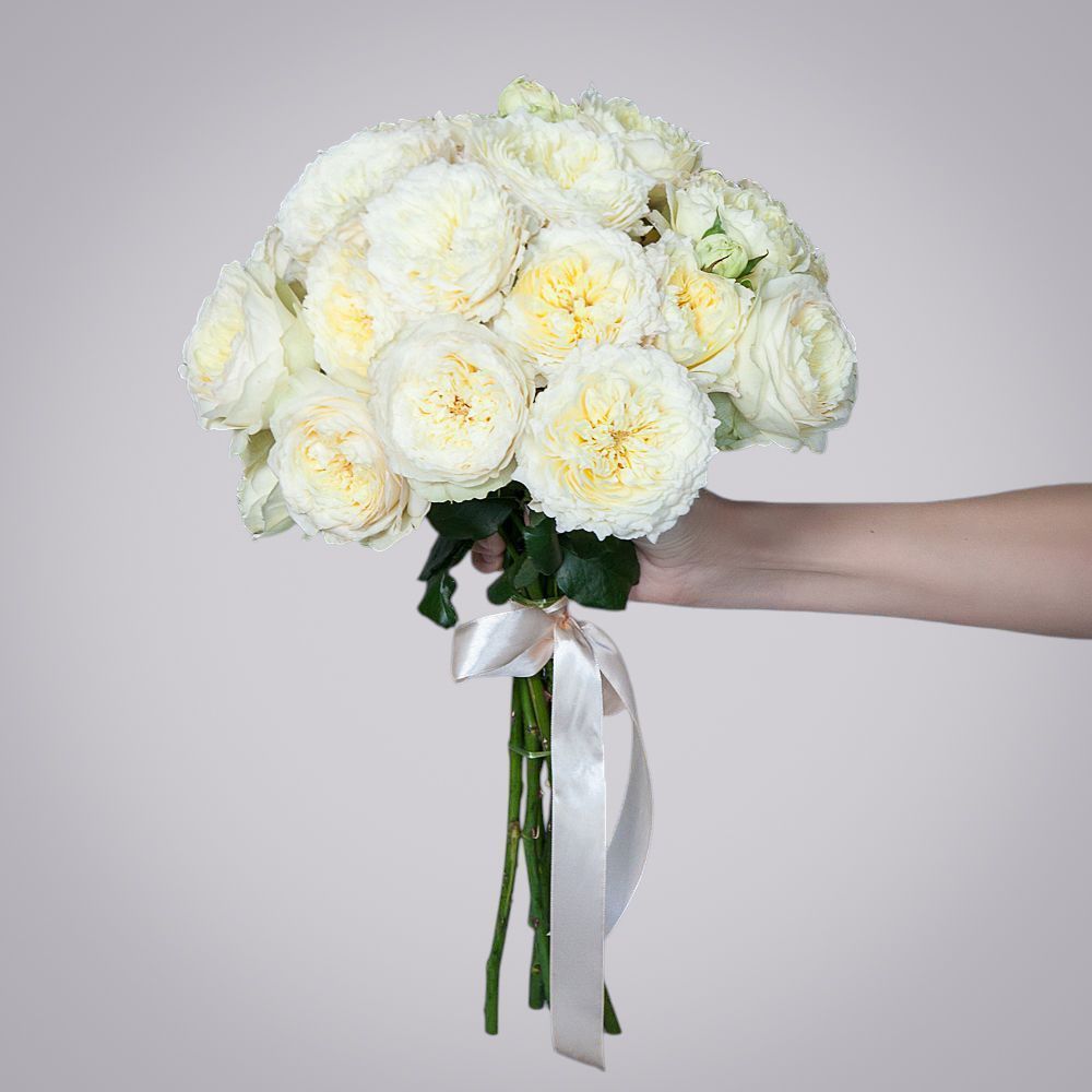 монобукет 7 роз "royal park" под ленту 