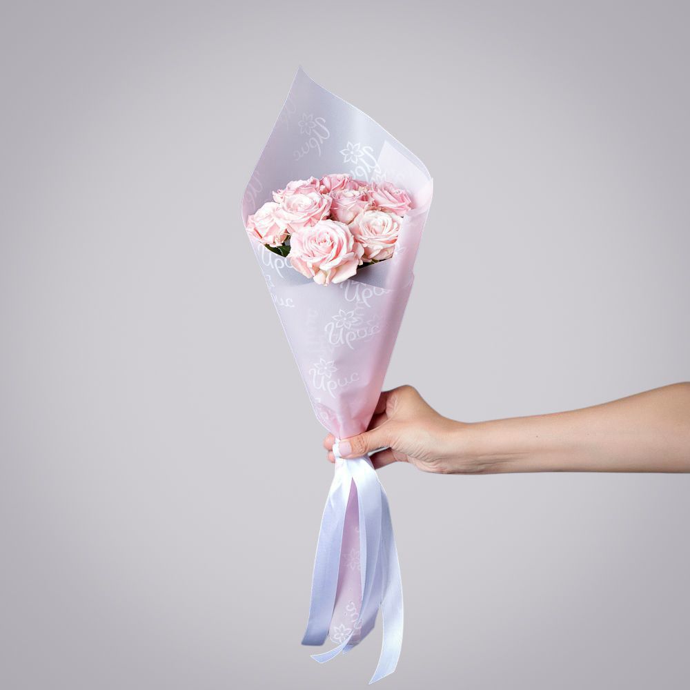 монобукет 3 кустовых роз "aerobic" в упаковке 