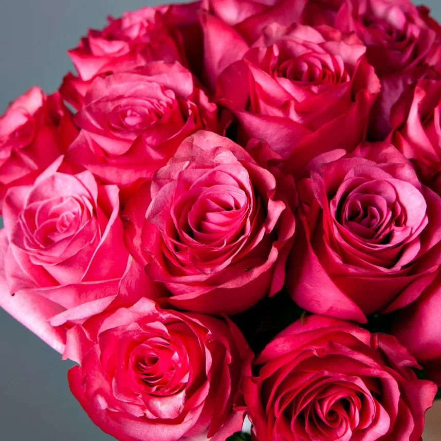 монобукет 17 роз "v.i. pink" под ленту 