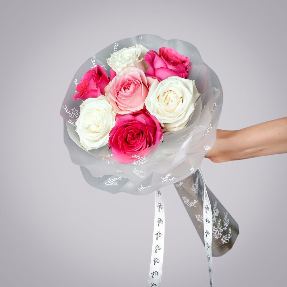  монобукет из 7 роз микс 5 