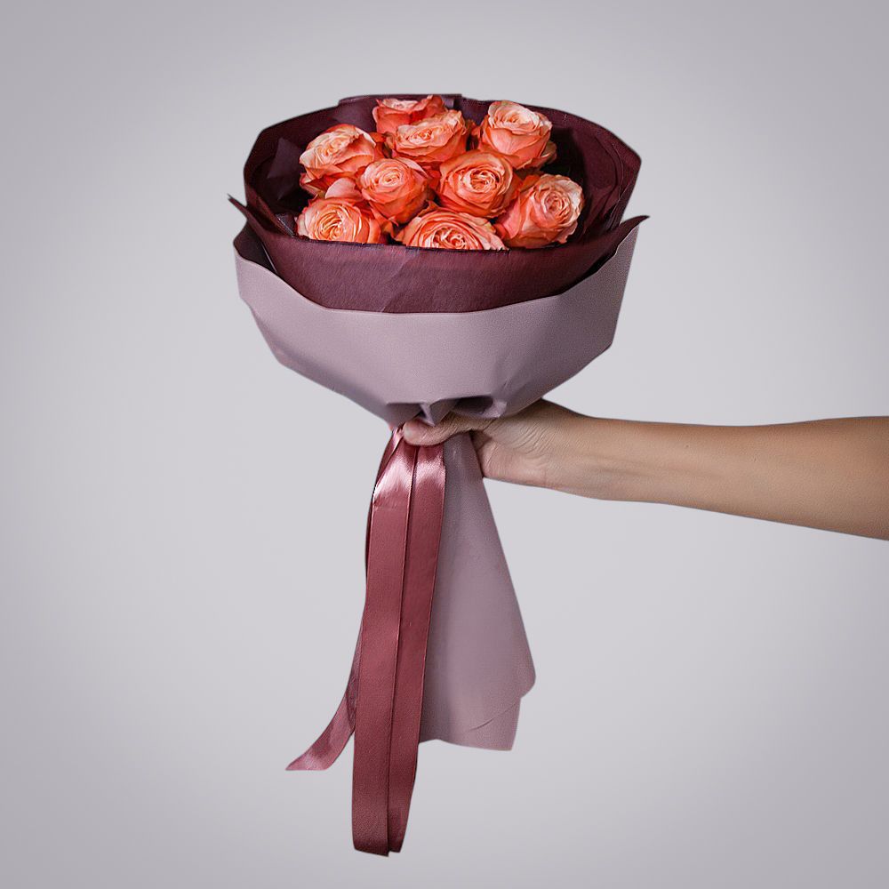 монобукет 9 пионовидных роз "kahala" в упаковке с тишью 