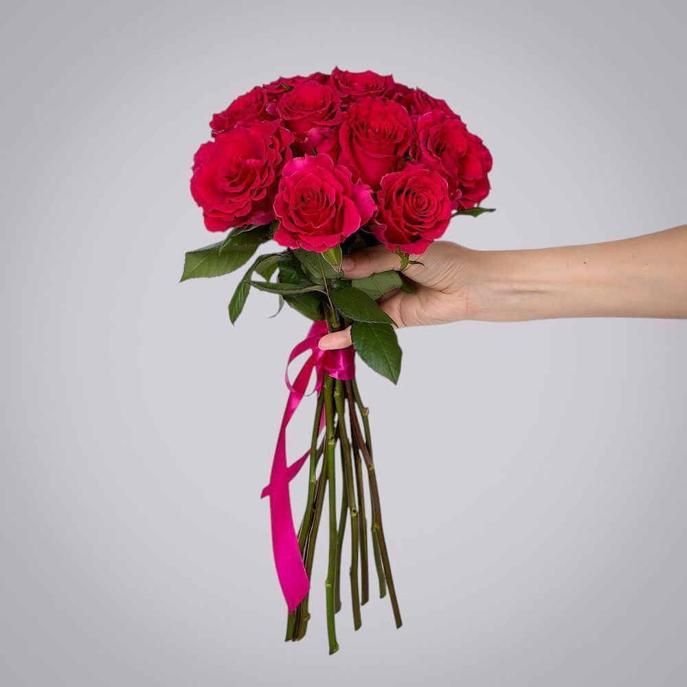 монобукет 11 роз "gotcha" под ленту 