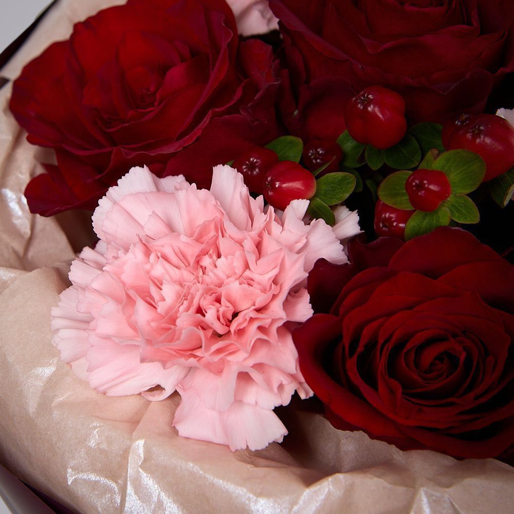 букет "пленительные моменты" s red 