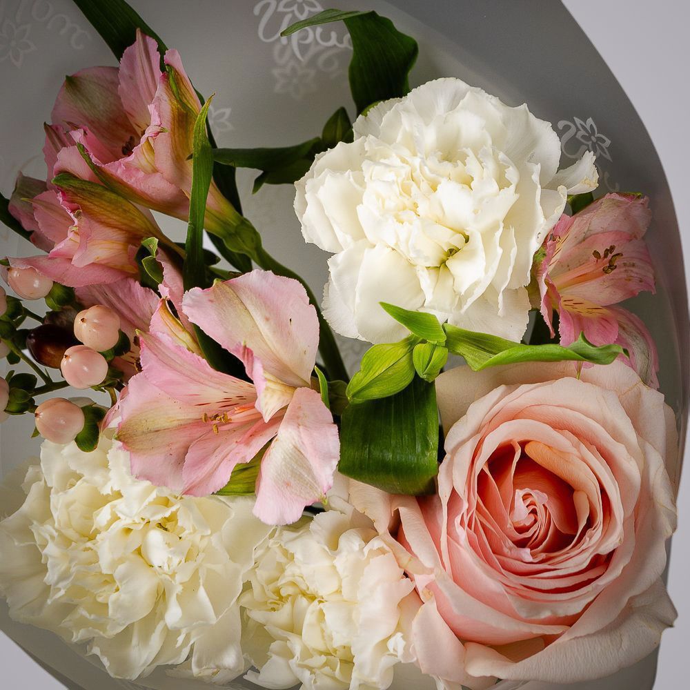 букет "цветочный шепот" 