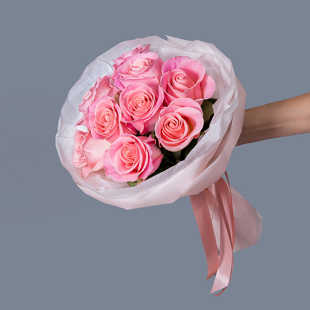 монобукет 9 роз "hermosa" в упаковке с тишью 
