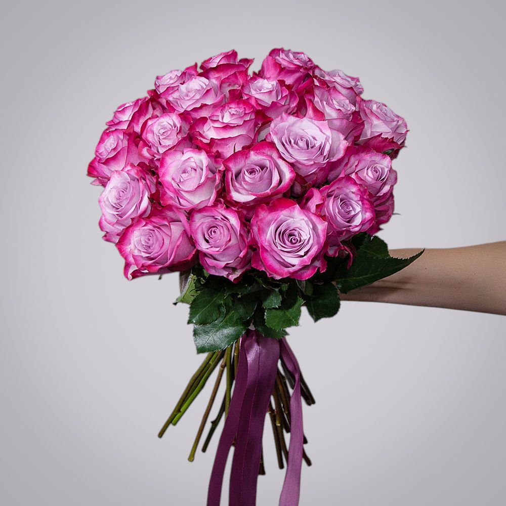 монобукет 21 роза "deep purple" под ленту 