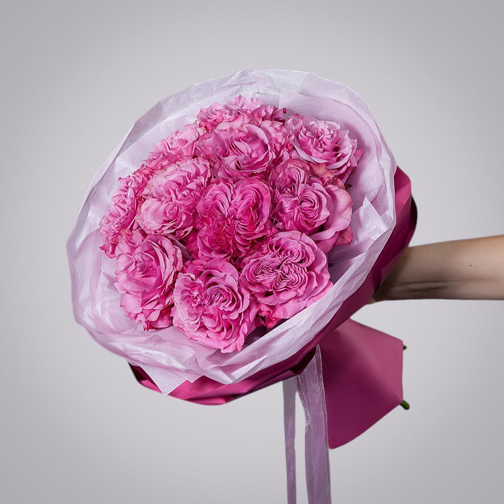 монобукет 11 пионовидных роз "country blues" в упаковке с тишью 2 