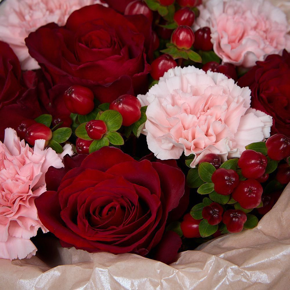 букет "пленительные моменты" s red 