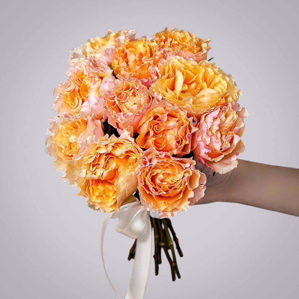 монобукет 11 пионовидных роз "campanella" под ленту 