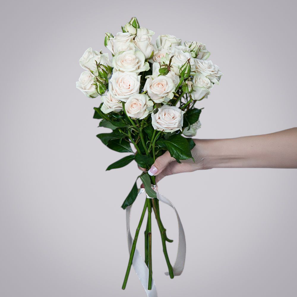 монобукет 5 роз "porcelaine" под ленту 