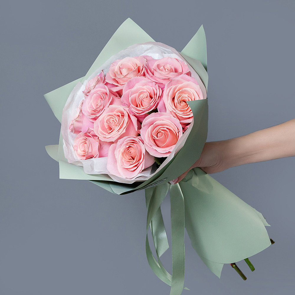 монобукет из 11 роз "hermosa" в упаковке 