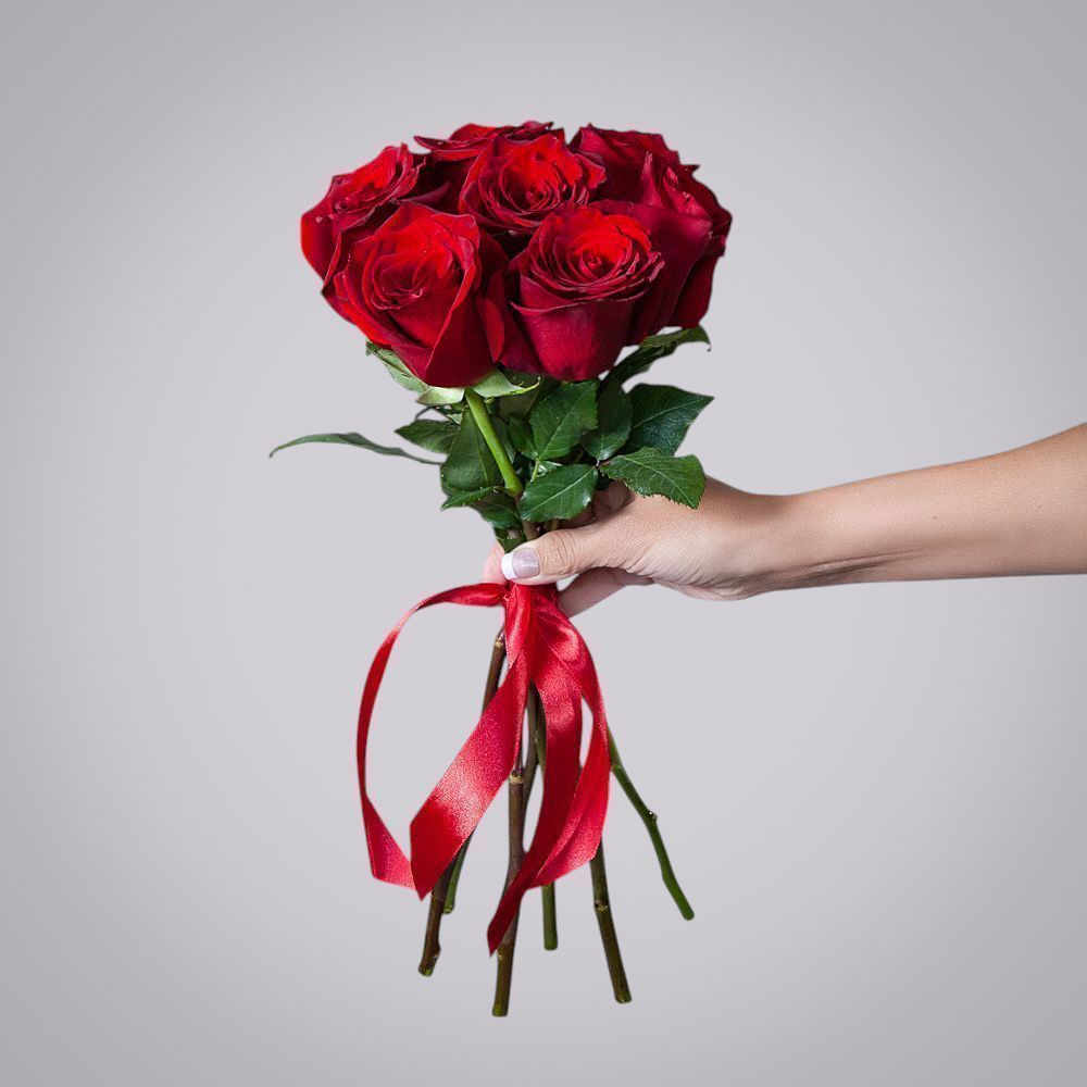 монобукет 7 роз "explorer" под ленту 