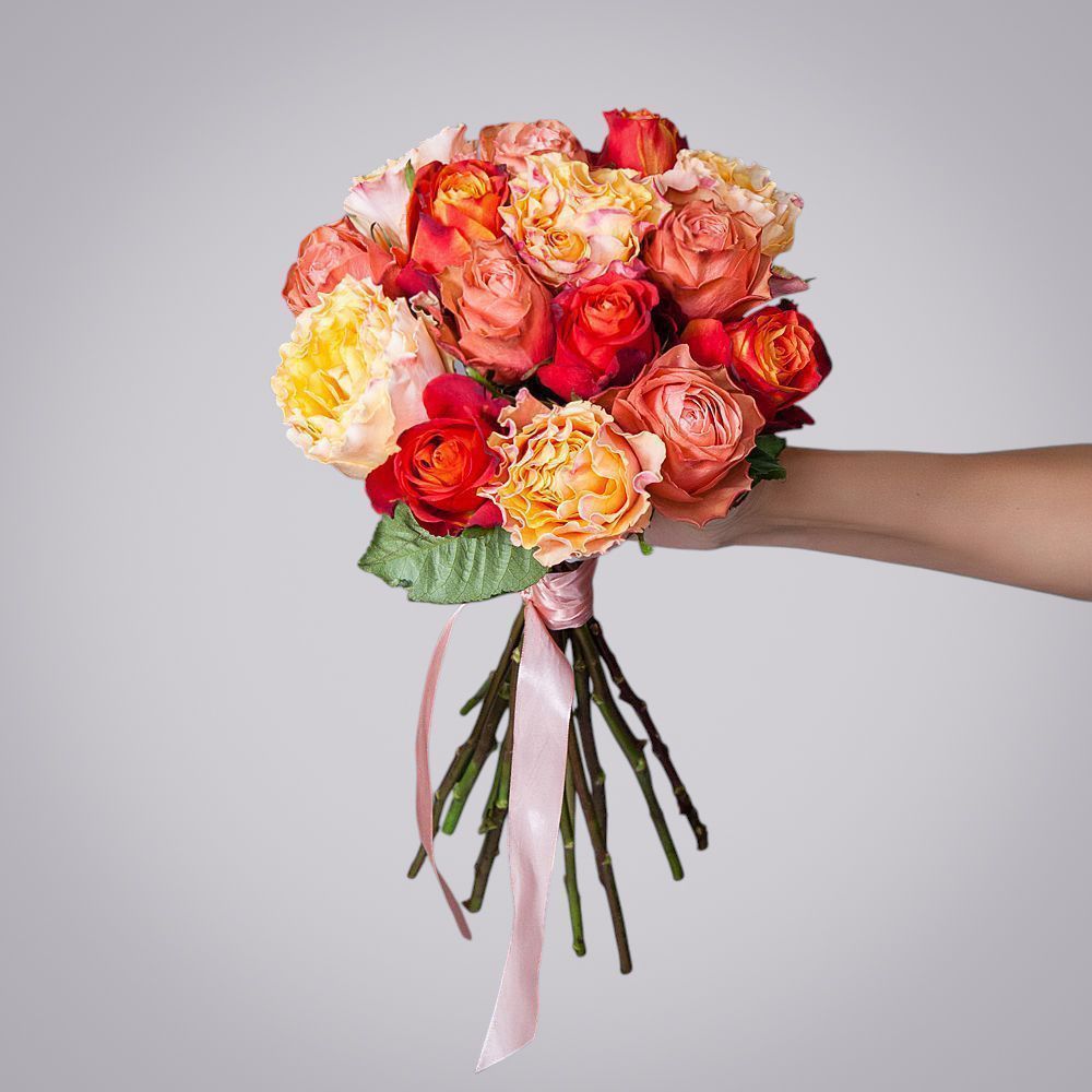 монобукет из 15 роз микс-7 под ленту 