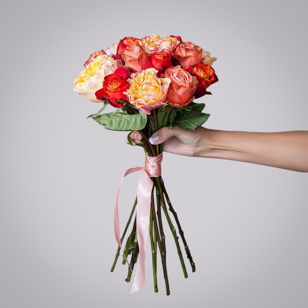 монобукет из 15 роз микс-7 под ленту 