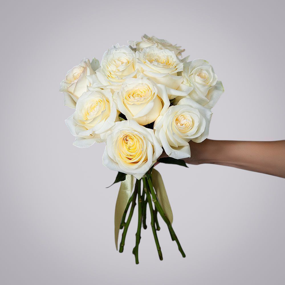 монобукет 9 пионовидных роз "candlelight" под ленту 