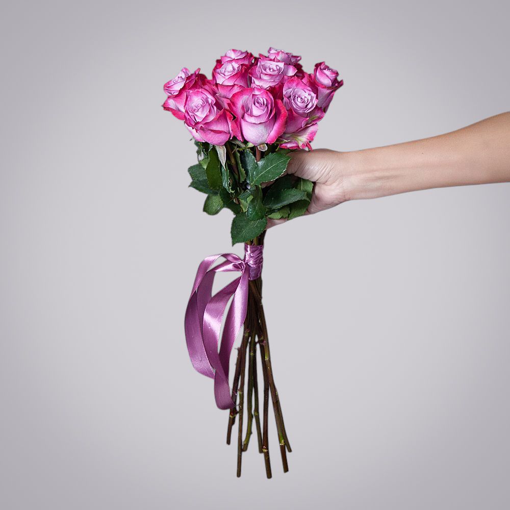 монобукет 9 роз "deep purple" под ленту 