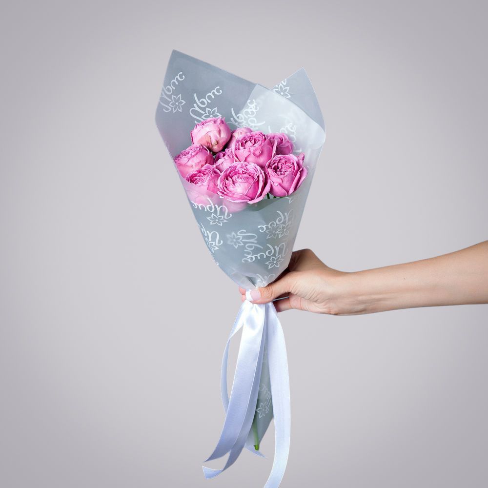 монобукет 3 кустовых роз misty bubbles в упаковке 