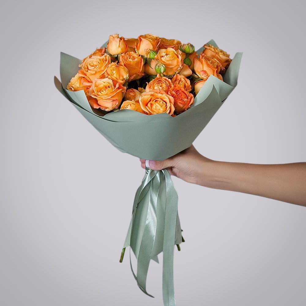 монобукет 9 кустовых роз "apricot lace"  в упаковке 