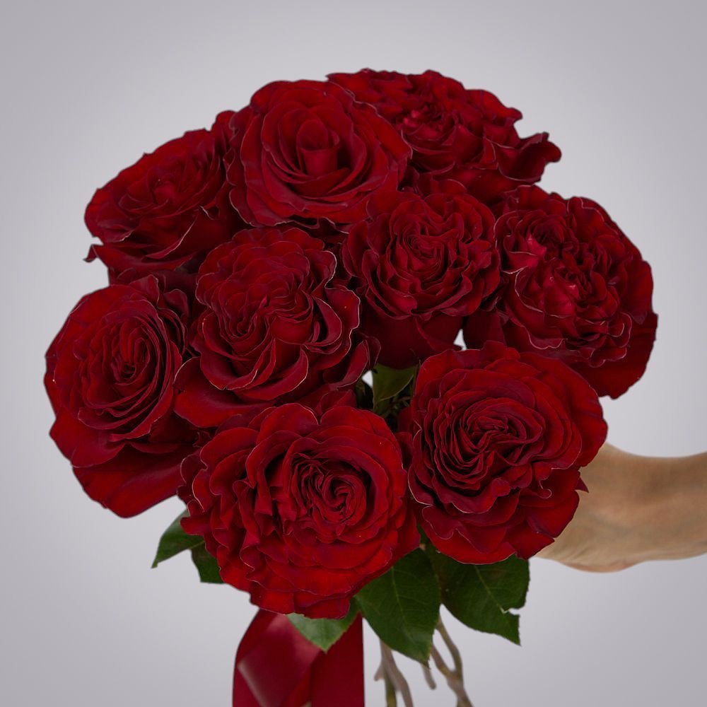 монобукет 9 пионовидных роз "hearts" под ленту 