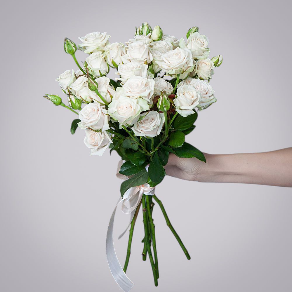 монобукет 7 роз "porcelaine" под ленту 