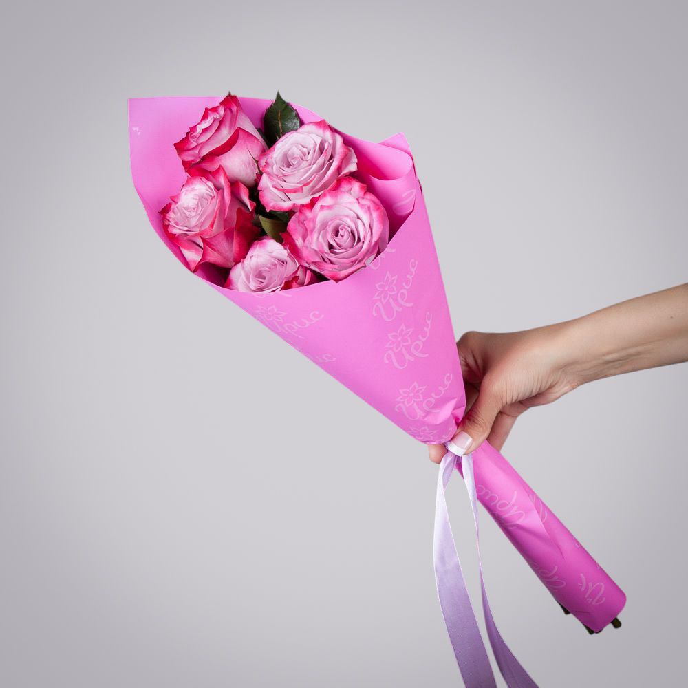 монобукет 5 роз "deep purple" в упаковке 