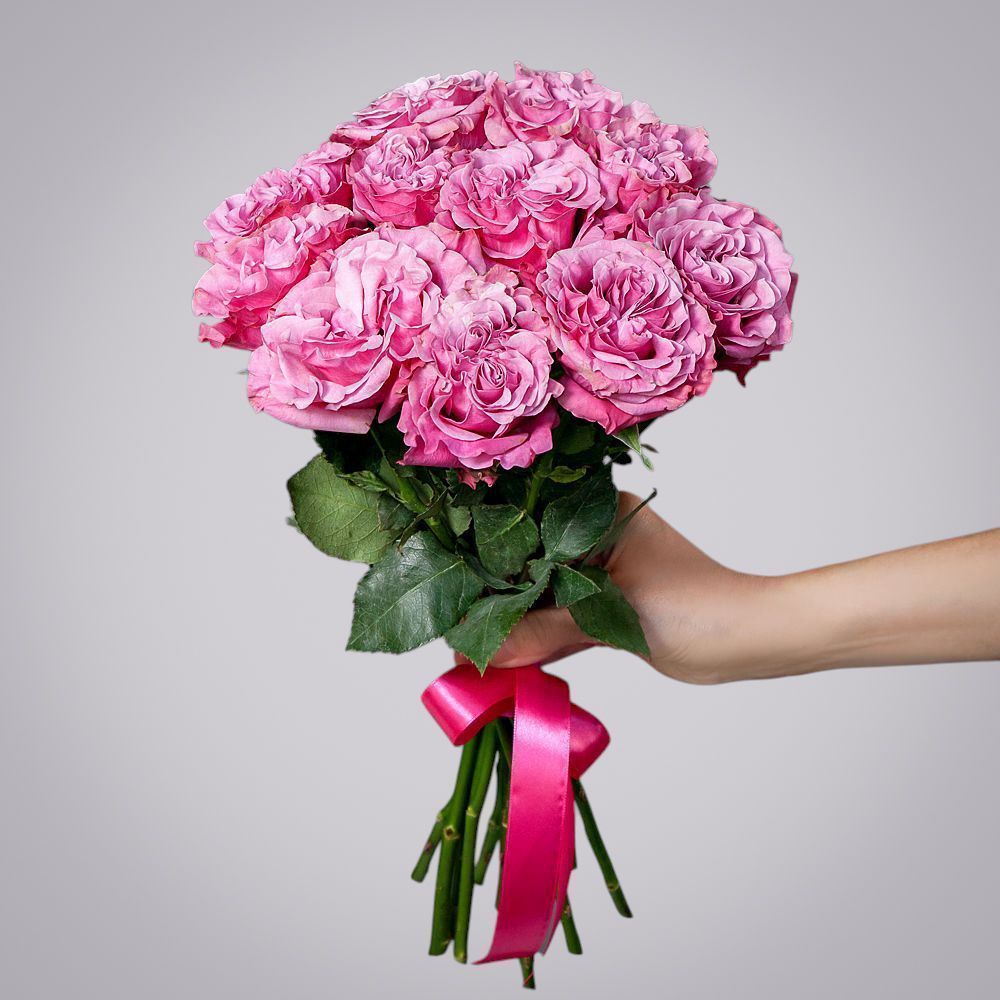 монобукет 11 пионовидных роз "country blues" под ленту 