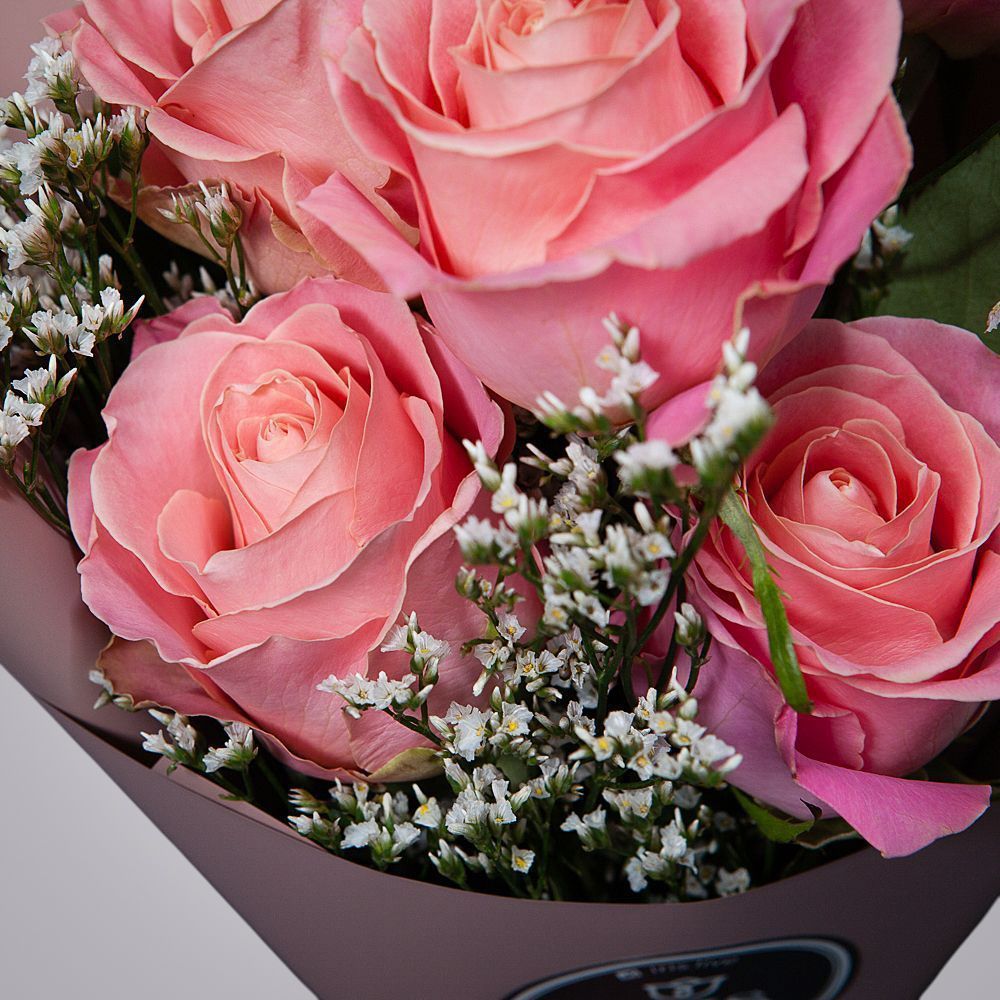 монобукет из 5 роз "hermosa" в упаковке 