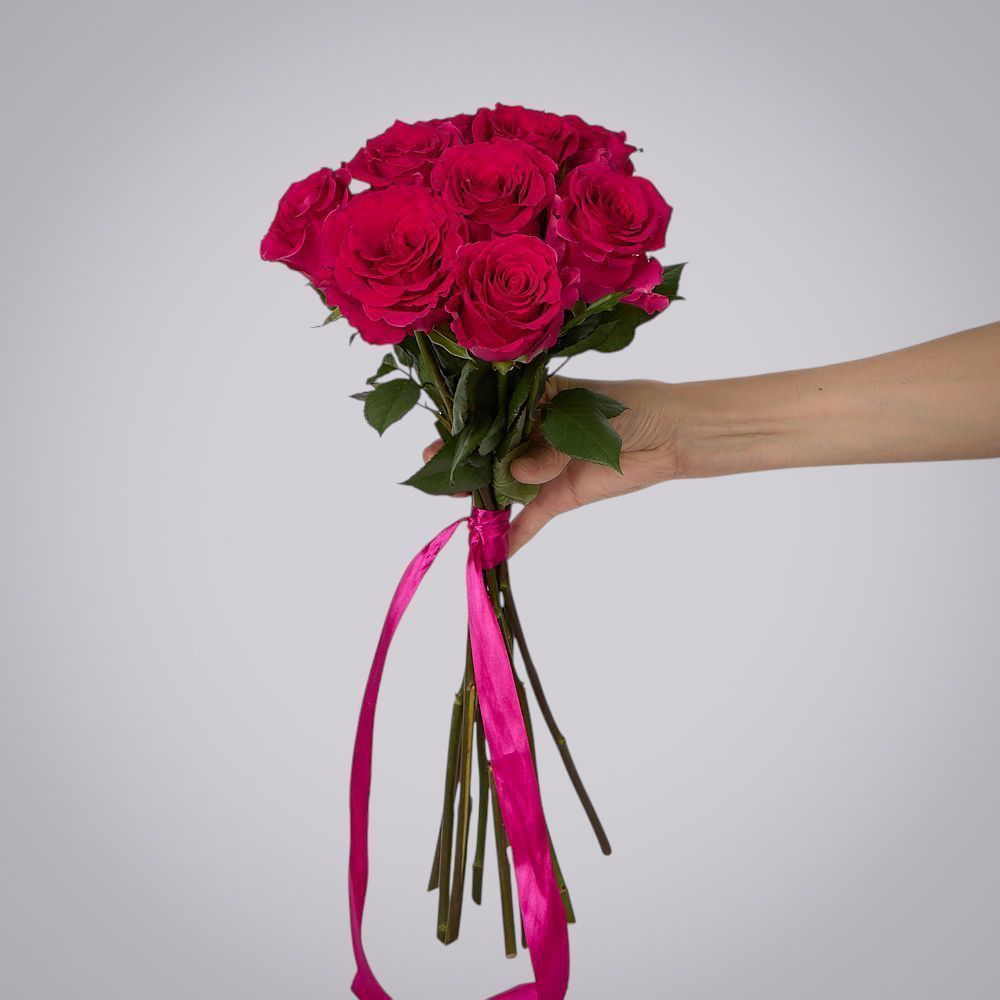 монобукет 9 роз "gotcha" под ленту 