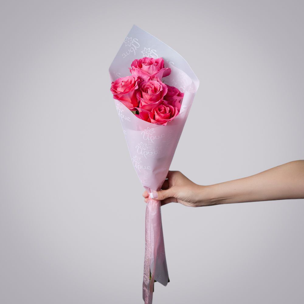 монобукет 5 роз "pink floyd" в упаковке 